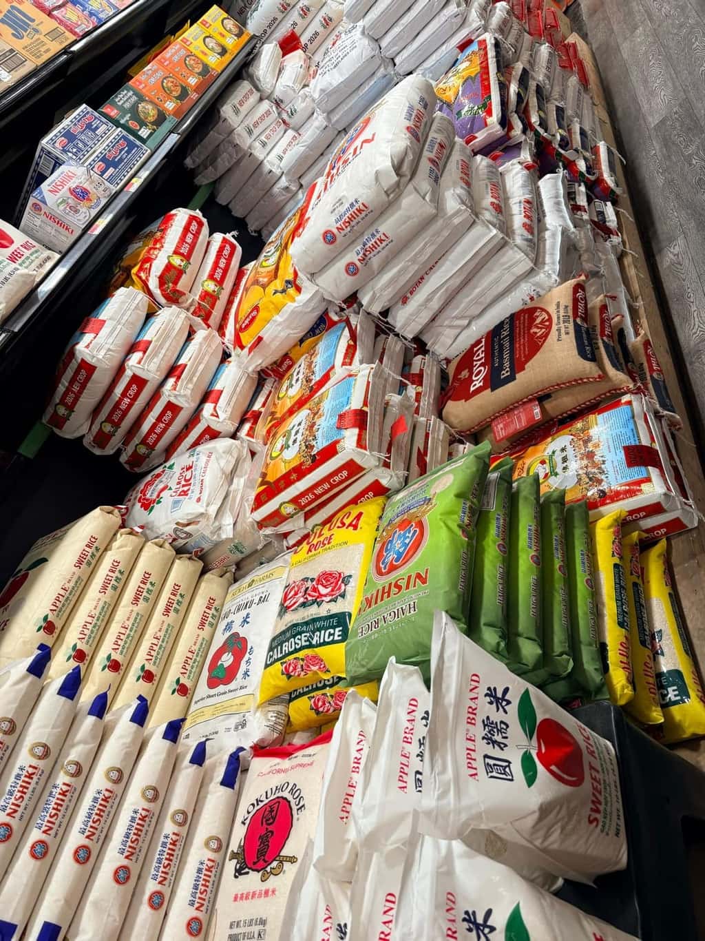 Many sizes and types of rice